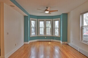 84 Tremont St, Unit 1 in Cambridge, MA - Building Photo
