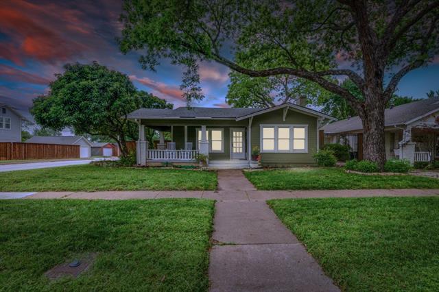 property at 4601 Pershing Ave