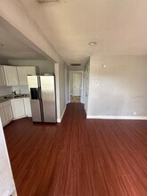 5701 Mesa Cir in Dallas, TX - Building Photo - Building Photo