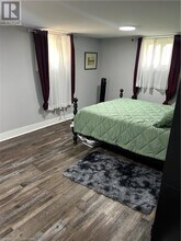122 Hellems Ave in Welland, ON - Building Photo - Building Photo