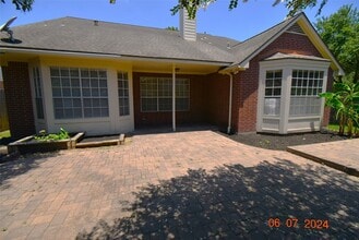 1626 Diamond Brook Dr in Houston, TX - Building Photo - Building Photo
