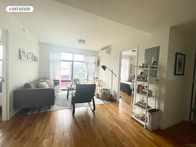 333 Atlantic Ave in Brooklyn, NY - Foto de edificio - Building Photo