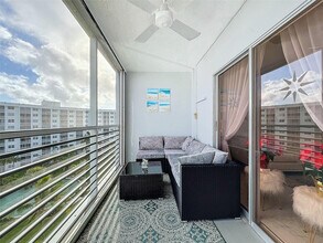 2731 NE 14th Street Causeway in Pompano Beach, FL - Foto de edificio - Building Photo