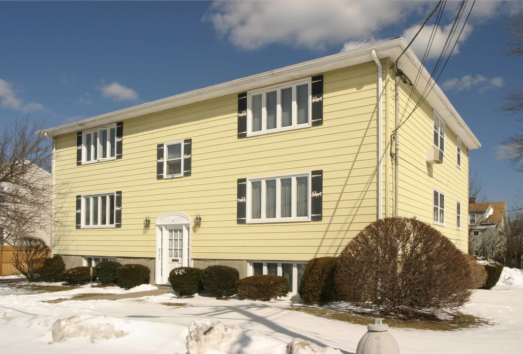 33 Elmwood Park in Quincy, MA - Building Photo