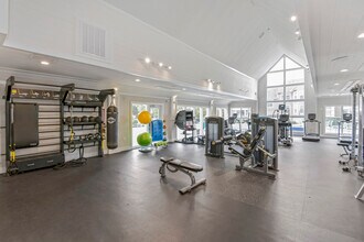 Canopy at Baybrook Apartments in Charlotte, NC - Foto de edificio - Building Photo