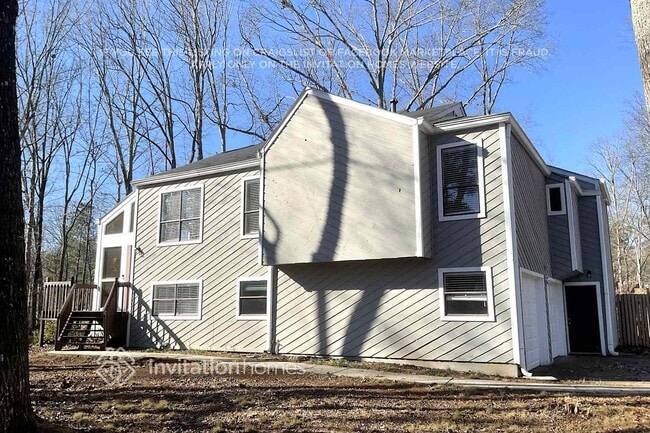 2230 Rolland St in Marietta, GA - Foto de edificio - Building Photo