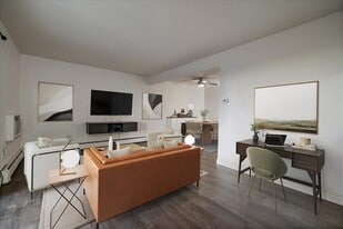 4569 S Lowell Blvd, Unit B in Denver, CO - Building Photo