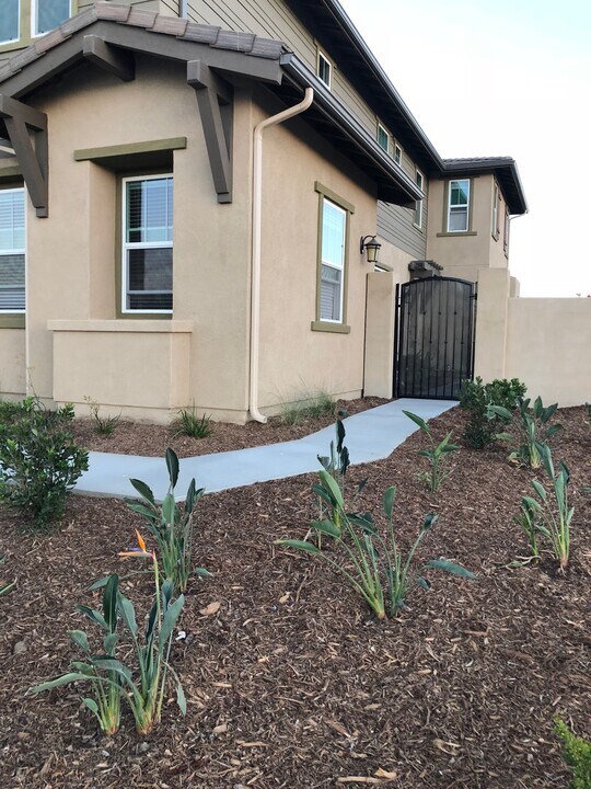 30699 Belmont Hts, Unit #B in Murrieta, CA - Building Photo