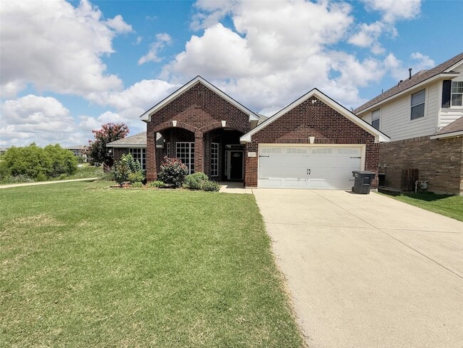 property at 3601 Queenswood Ct