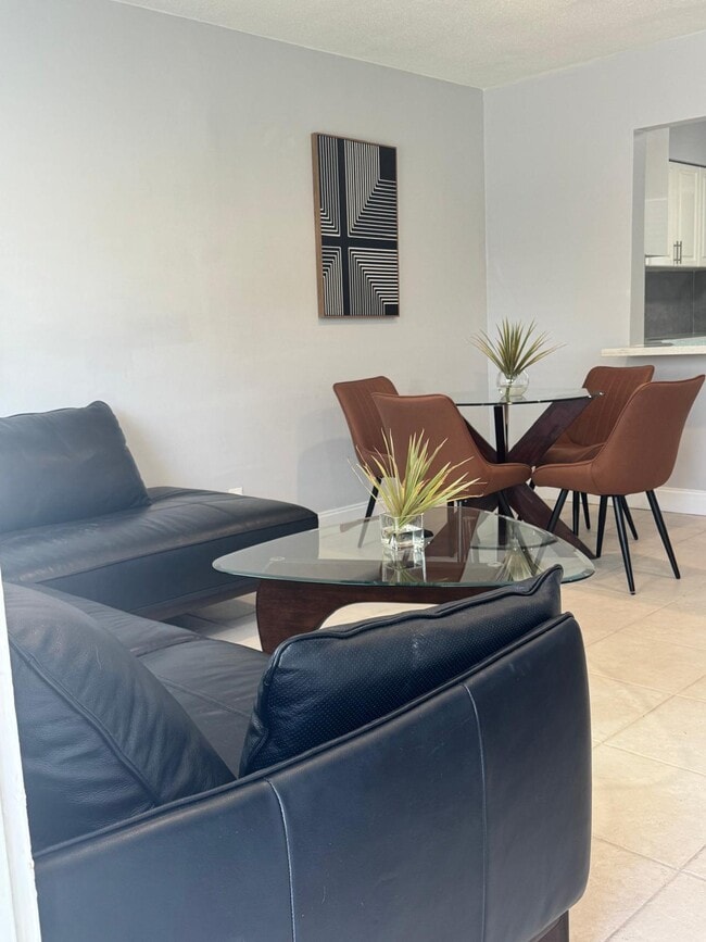 2501 NW 9th Ter, Unit 2501