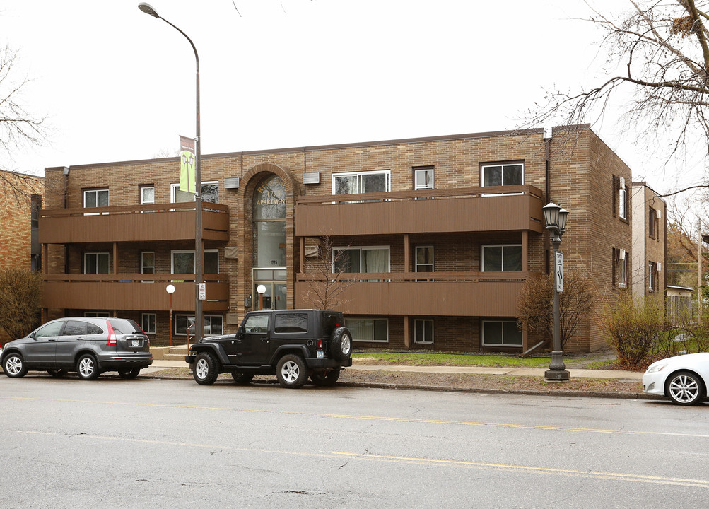 Regency Apartments in St. Paul, MN - Building Photo