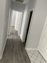 3205 Jade Ct, Unit 301 in Virginia Beach, VA - Building Photo - Building Photo