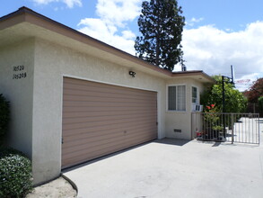 10520 Myrtle St in Downey, CA - Building Photo - Building Photo