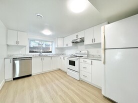 428 Thorold Rd in Welland, ON - Building Photo