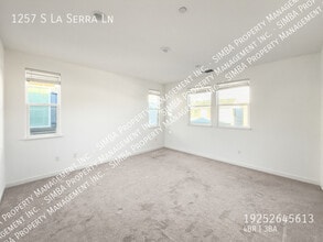 1257 La Sera Ln in Mountain House, CA - Building Photo - Building Photo