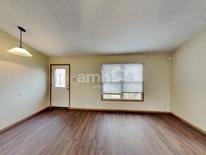 7786 Waggoner Chase Blvd in Blacklick, OH - Building Photo - Building Photo