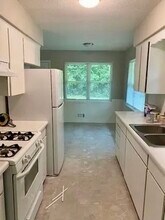 415 S Sugar Creek Blvd in Sugar Creek, MO - Building Photo - Building Photo