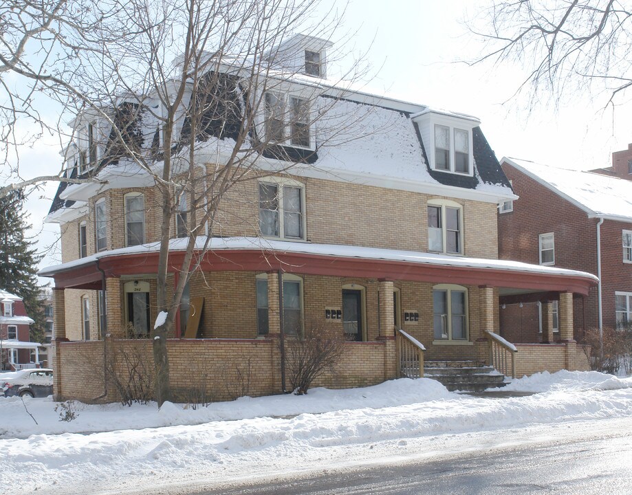 236-238 E Foster Ave in State College, PA - Building Photo