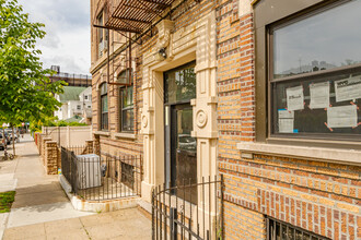 76 Bay 23Rd St in Brooklyn, NY - Building Photo - Building Photo