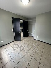 1414 S Powell St in Springdale, AR - Building Photo - Building Photo