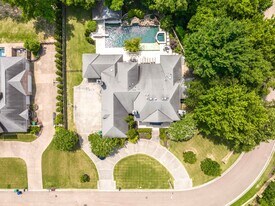 9039 N Hollybrook Ln in Memphis, TN - Building Photo