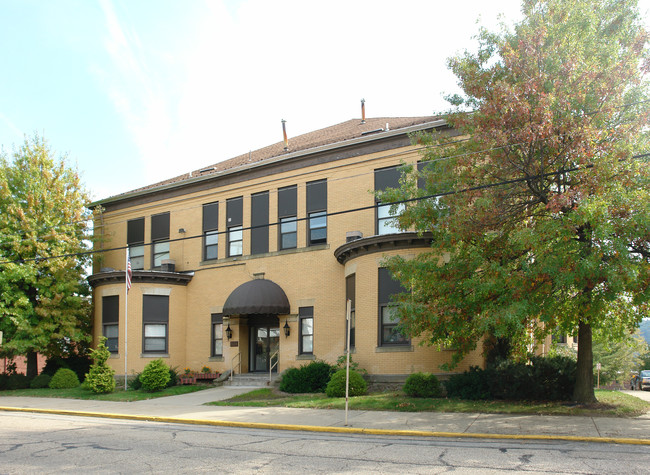 Keystone United Properties in Tarentum, PA - Foto de edificio - Building Photo