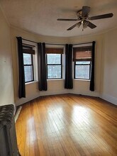 1855 Beacon St, Unit 2 in Brookline, MA - Building Photo - Building Photo