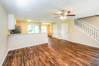 1571 N Whitney St in St. Augustine, FL - Building Photo - Building Photo