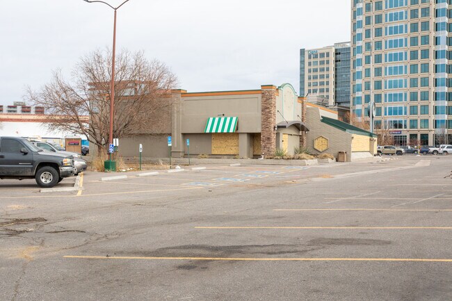 Mountainview Apartments in Denver, CO - Building Photo - Building Photo