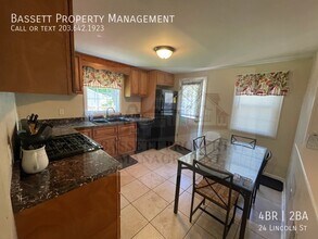 24 Lincoln St in North Haven, CT - Building Photo - Building Photo