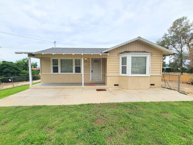 property at 1349 Fairview Ln