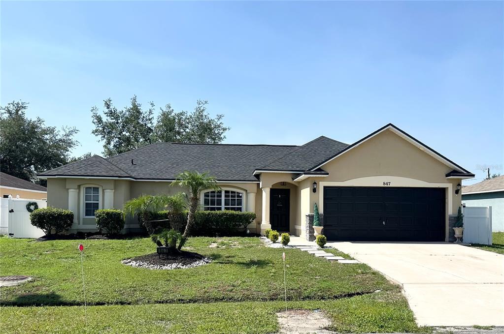 847 Blanc Ct in Kissimmee, FL - Building Photo