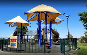 8984 Elati Ct in Las Vegas, NV - Building Photo - Building Photo