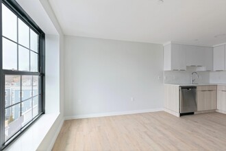 20 Soden St, Unit 2 in Cambridge, MA - Building Photo - Building Photo