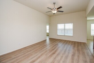 1081 Mule Ridge Dr in Katy, TX - Building Photo - Building Photo