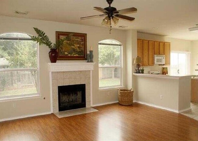 8904 Glen Canyon Dr in Round Rock, TX - Building Photo - Building Photo