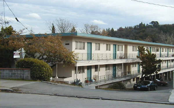 3661 Mt Diablo Blvd in Lafayette, CA - Building Photo - Building Photo