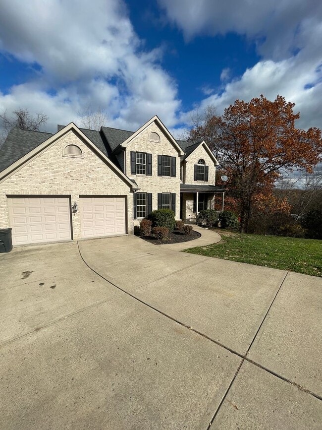 1513 King Henry Dr in Pittsburgh, PA - Building Photo - Building Photo