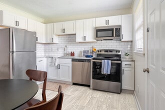 Villas Northpoint/Southpoint Apartments in Spring Lake, NC - Building Photo - Building Photo