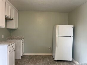 1218 NW 23rd St in San Antonio, TX - Building Photo - Building Photo
