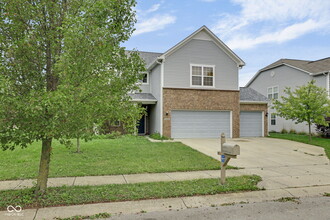 13976 Silverbell Ln in Fishers, IN - Building Photo - Building Photo