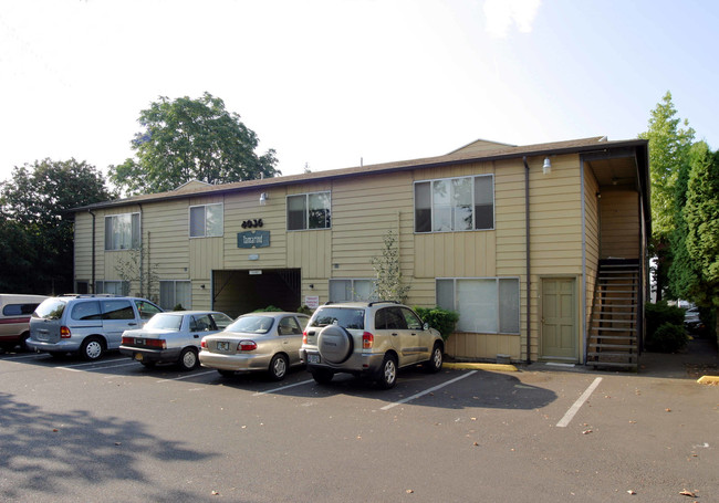 Firland Apartments in Portland, OR - Building Photo - Building Photo