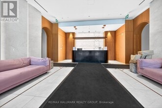 560 Rideau St in Ottawa, ON - Building Photo - Building Photo