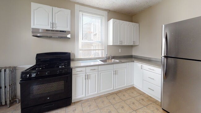 240 Cypress St, Unit 1