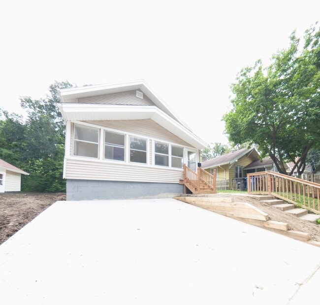 1503 33rd St in Des Moines, IA - Building Photo - Building Photo