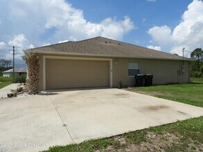 3182 Telesca Rd SE in Palm Bay, FL - Building Photo - Building Photo