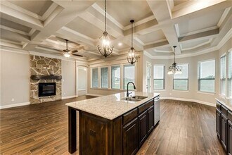 1205 Prestwick Ct in Granbury, TX - Building Photo - Building Photo