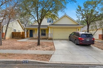 414 Willow Grove Dr in San Antonio, TX - Building Photo - Building Photo