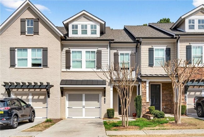 property at 166 Bellehaven Dr