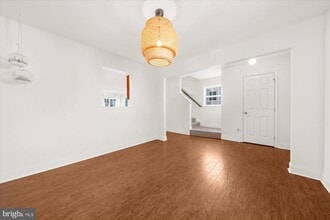 105 N Yeingst Dr in Elverson, PA - Building Photo - Building Photo